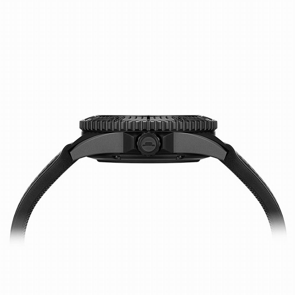 Beijing Dark Black Diver 200M  - Luxury Watch In China recensie en prijs